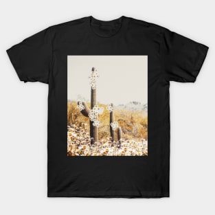 Cactus in desert with beautiful flowers boho Art T-Shirt